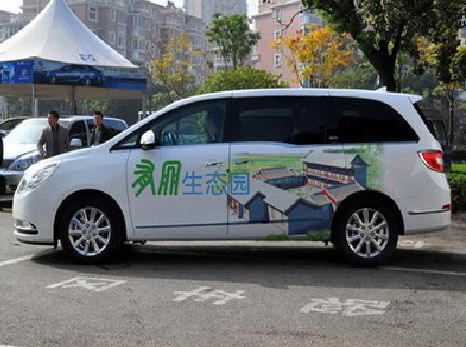 洛川户外车贴喷绘如何保持效果?